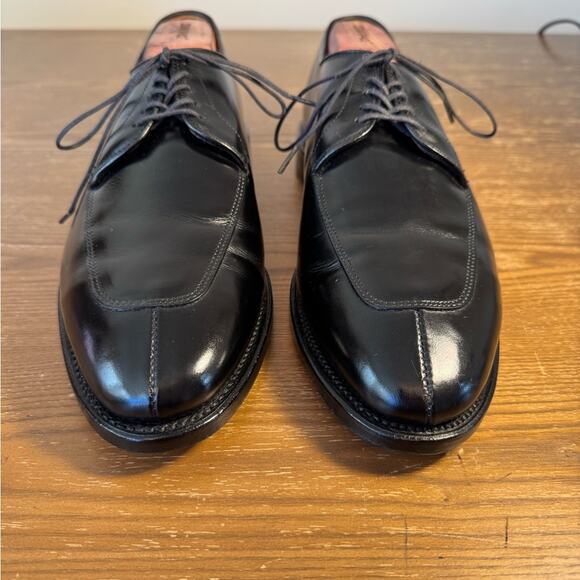 Allen Edmonds Delray Split Toe Derby Shoes in Black Custom Calf, size 9.5 D - Picture 4 of 8